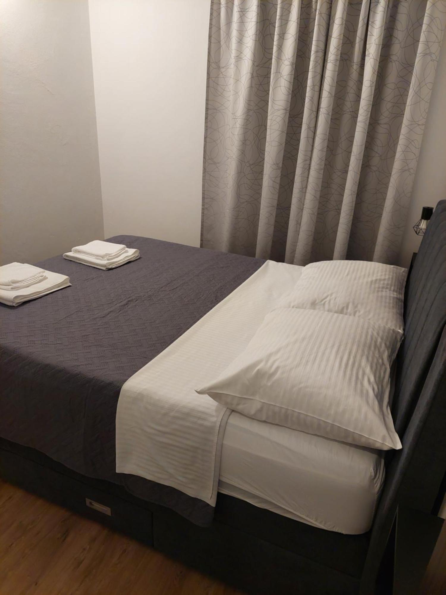 Apartmani Karla Paklenica Стариград-Пакленица Экстерьер фото