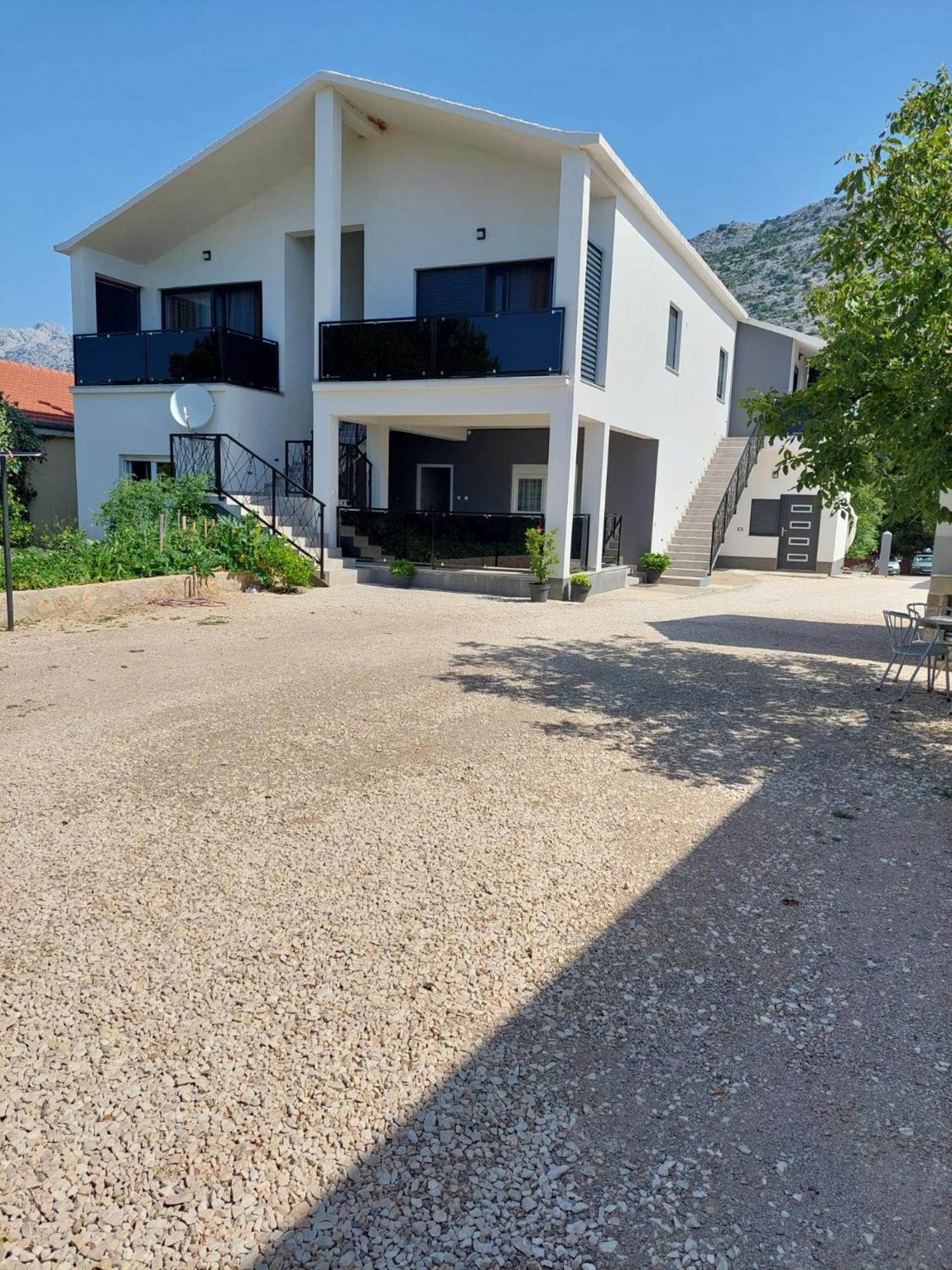 Apartmani Karla Paklenica Стариград-Пакленица Экстерьер фото